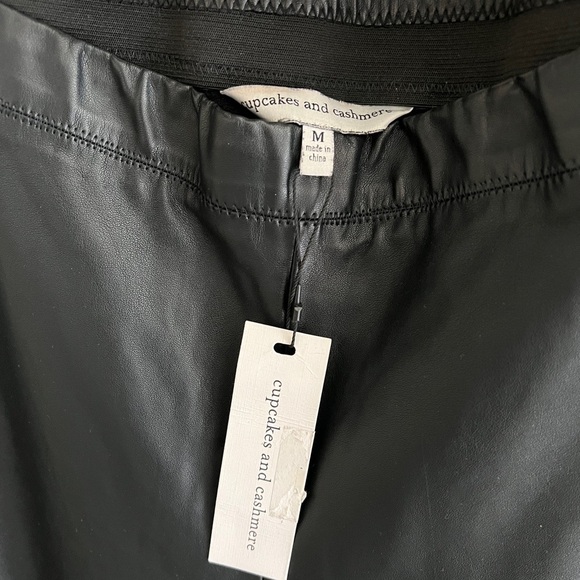 Cupcakes and Cashmere NWT Black Faux Leather Leggings Pants Stretch Grunge Punk - Picture 4 of 5
